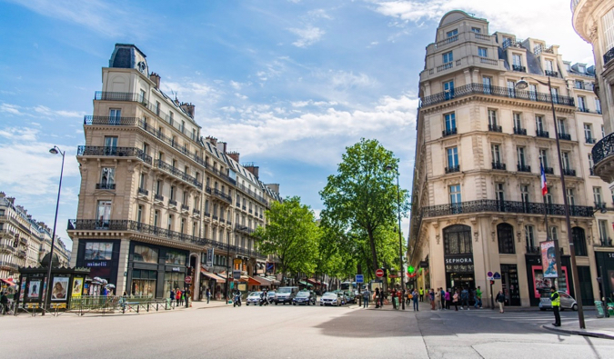 法国巴黎令人惊叹的历史建筑