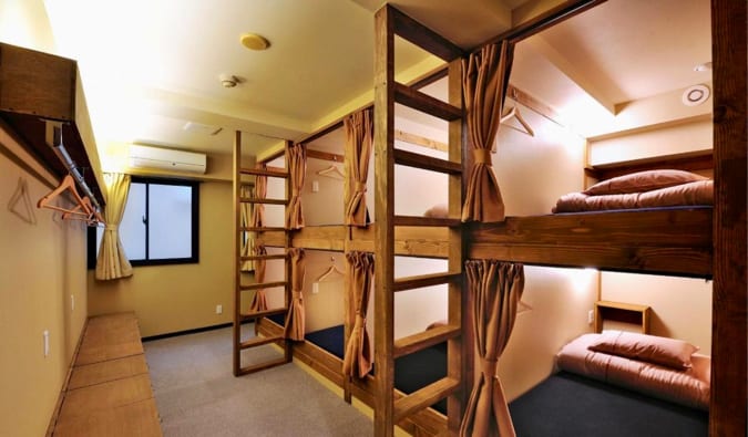 日本东京，kaosan Tokyo Origami青年旅舍的迷人床铺