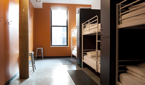 一个干净和舒适的宿舍在HI波士顿青年旅舍