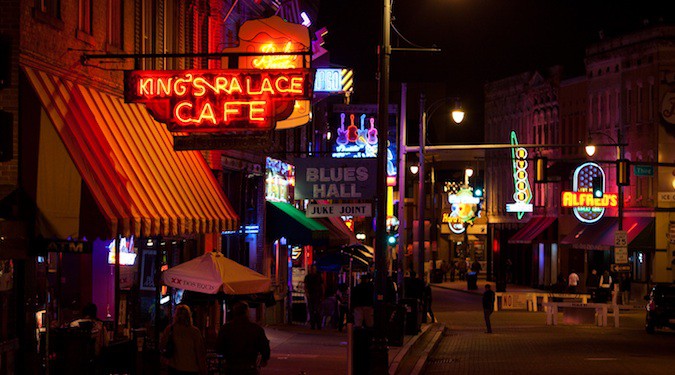 The restaurants of Memphis, Tennessee lit up at night
