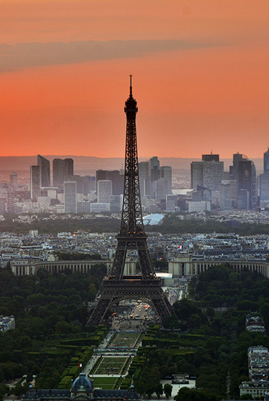 参观巴黎和它所有的美丽