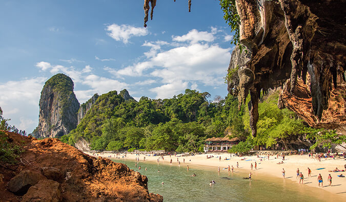 The beaches in Thailand on the West coast with mountains