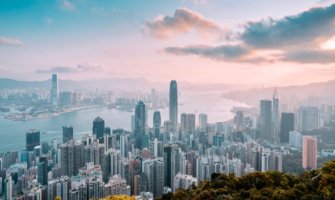 从山顶俯瞰香港的景色