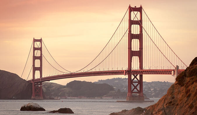 San Fransisco桥梁的标志性图象