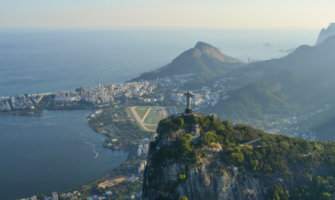 俯瞰巴西里约市俯瞰着里约的壮丽景色